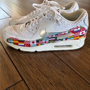 Nike Air Max 90 'International Flag'